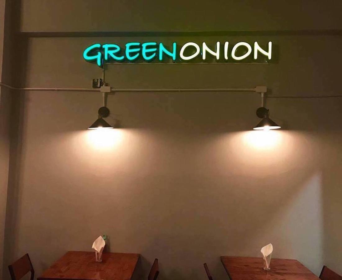 Green Onion HHQ Exterior photo